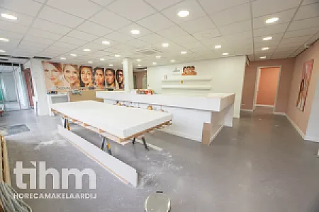 Casco horecaruimte 111 Zuidplein Rotterdam afbeelding 2